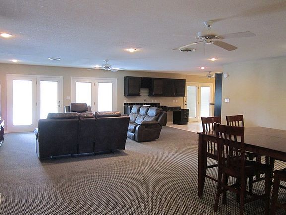 3rd image of 409 Palm Valley Dr W