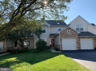 110 Canterbury Ln, Blue Bell, PA 19422