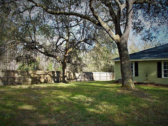 3rd image of 4837 Joan Ave