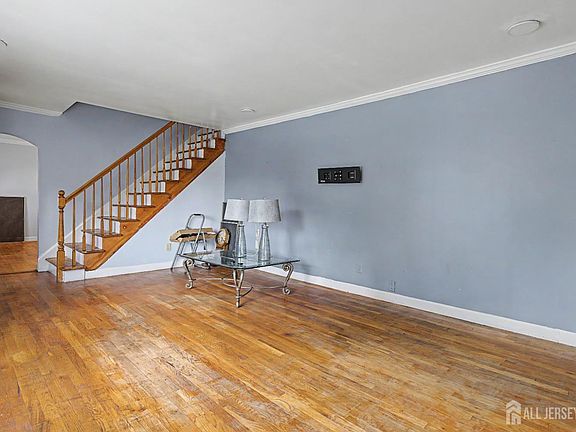 5th image of 3 Darwin Rd