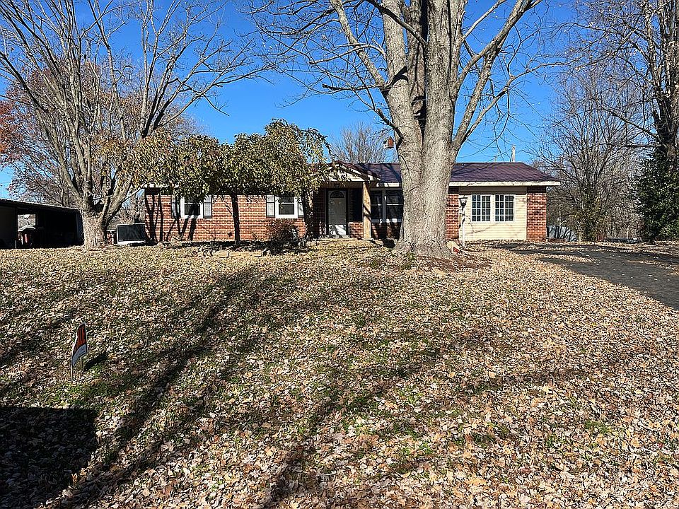 1st image of 216 Smith Ln