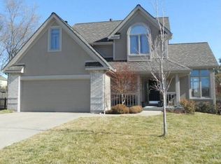 909 Aspen Ct, Liberty, MO 64068