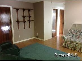 5th image of 385 Sheridan Ave