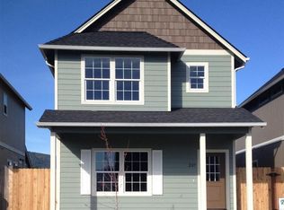 237 Wintersage Cir, Talent, OR 97540