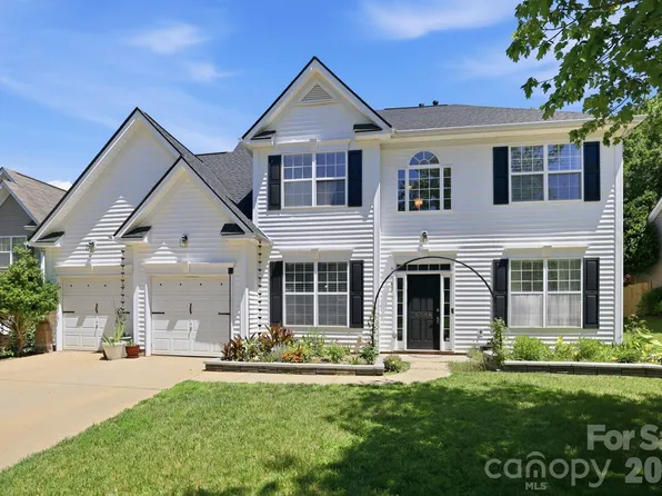 5058 Timber Falls Dr, Fort Mill, SC 29715