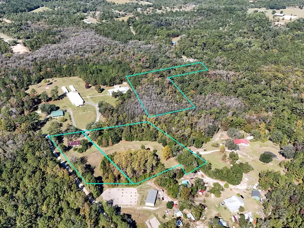 3753 Bunyon Dr, Chipley, FL 32428