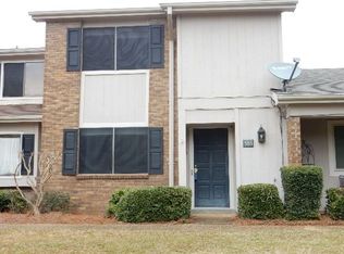 335 Lakebend Dr, Brandon, MS 39042