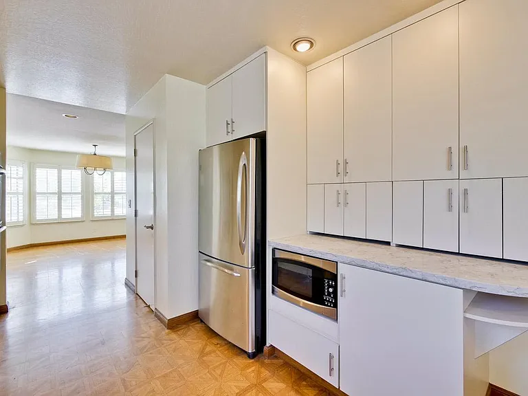 579 Crawford Dr — Photo 7