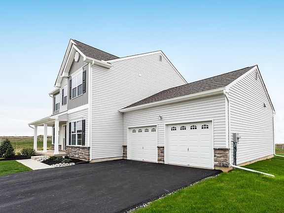 NW-111 Kingston Exterior