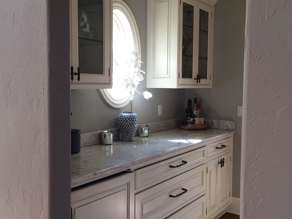 1st image of W354S3047 Manor House Ct