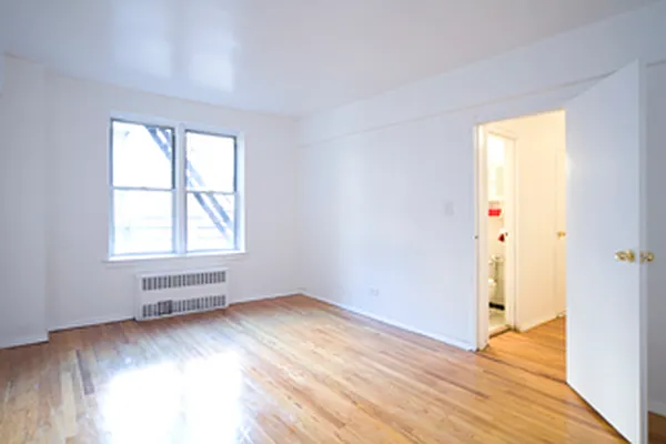 Sold by Luxor Homes & Investment Realty | media 22