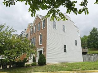 8023 Readington Ct, Springfield, VA 22152