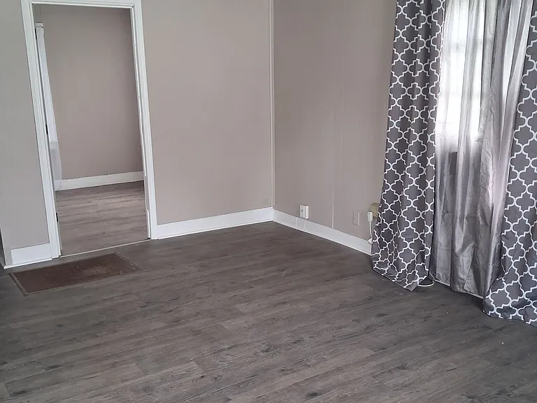 510 W 10th Ave — Photo 2