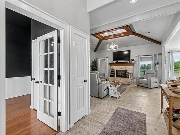 4th image of 18890 Kelli Ln