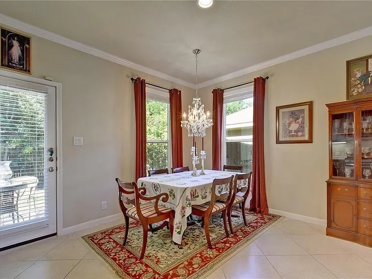 1505 Beebrush Ln — Photo 6