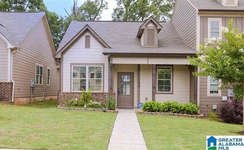 1st image of 169 The Heights Dr