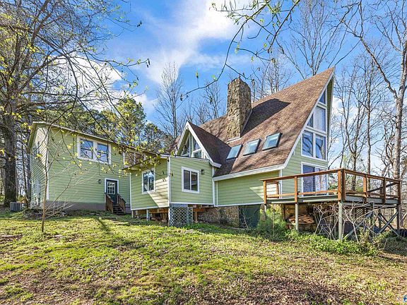 4th image of 164 Foothill Ct