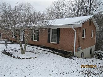 2nd image of 385 Longwood Ln