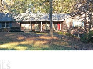 2610 Glendale Ct NE, Conyers, GA 30013