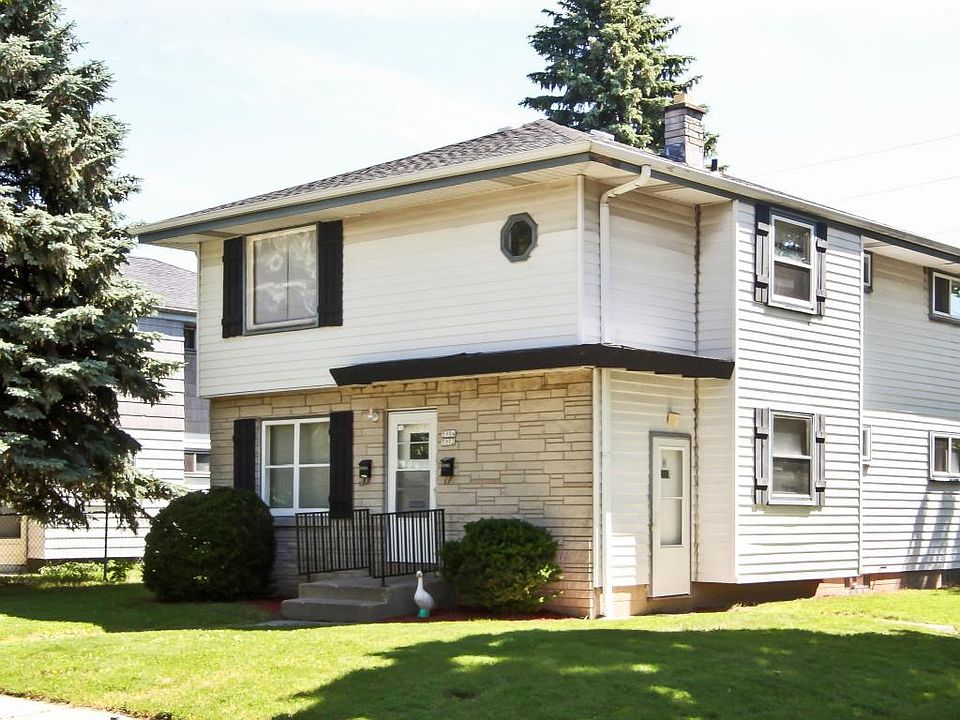 1st image of 5902 N 61st St #5904