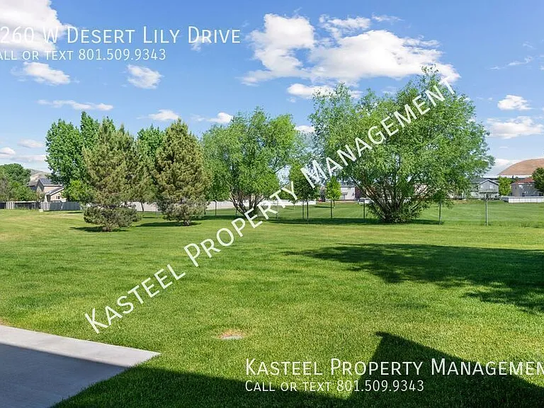 3260 W Desert Lily Dr — Photo 27
