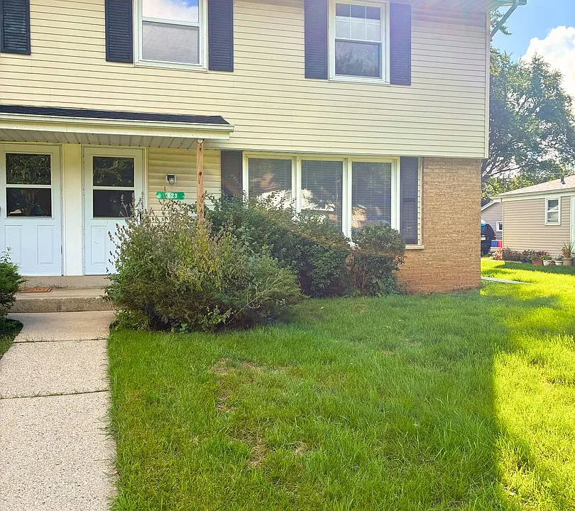 1623 Oakdale Dr