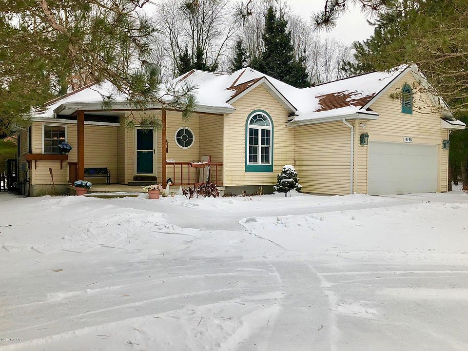1st image of 9198 Forest Pines Dr
