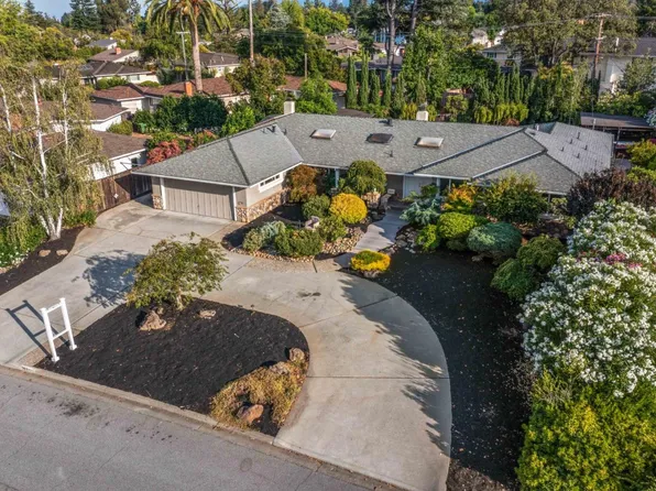 20320 Glasgow Dr, Saratoga, CA 95070