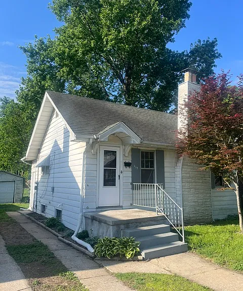 117 E Tydeman Ave — Photo 2