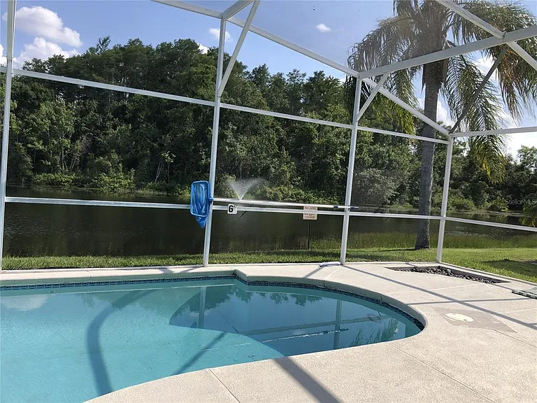 2673 Chatham Cir — Photo 30