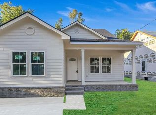 2001 Tuskegee St, Savannah, GA 31405