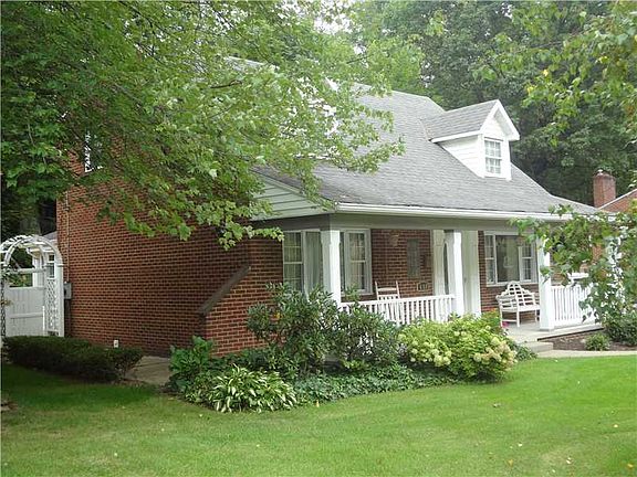 2nd image of 4158 Rockwood Dr