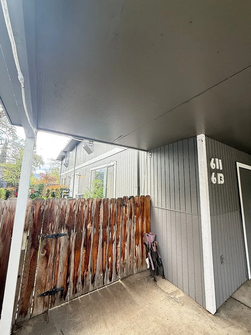611 W 13th St #611 photo 1