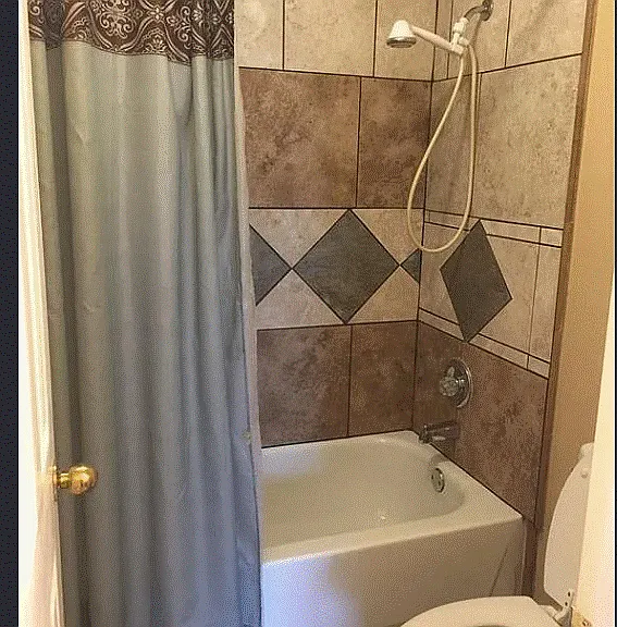 2202 Brookview Dr — Photo 9