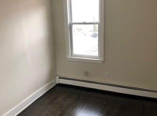 9 Alpine St, Garfield, NJ 07026