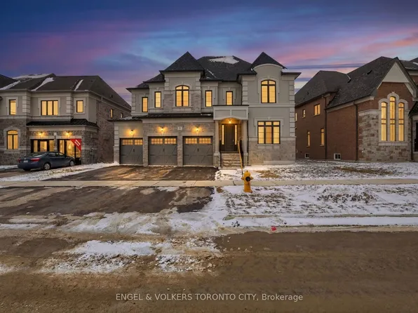 52 Bud Willmot Way, King, ON L7B 0S7