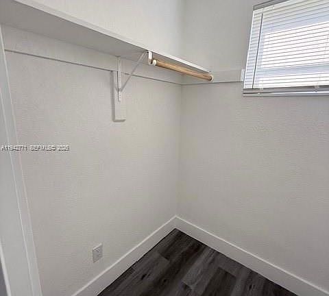 5th image of 275 NE 173rd St N