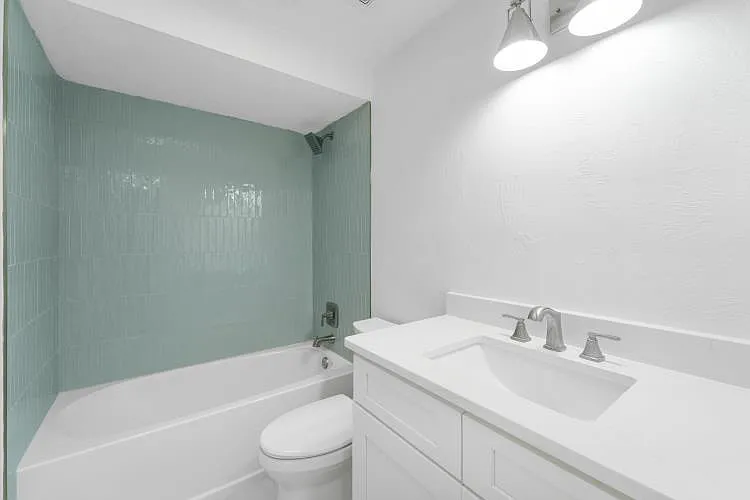 4710 S Peninsula Dr — Photo 14