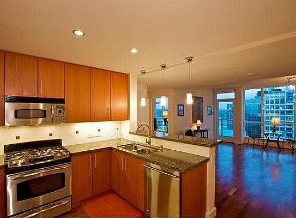 3rd image of 325 7th Ave Unit 1502