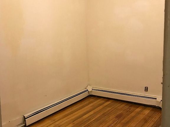 5th image of 124A Central Ave APT 25