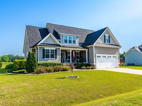 4th image of 57 Darcy Dr