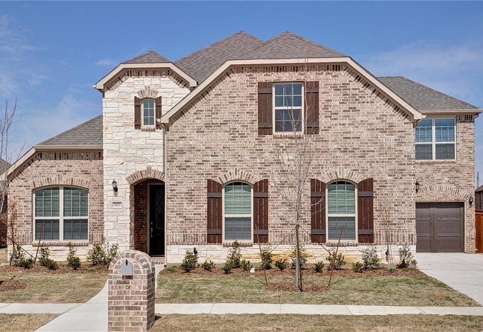 1st image of 8117 Shadow Wood Dr
