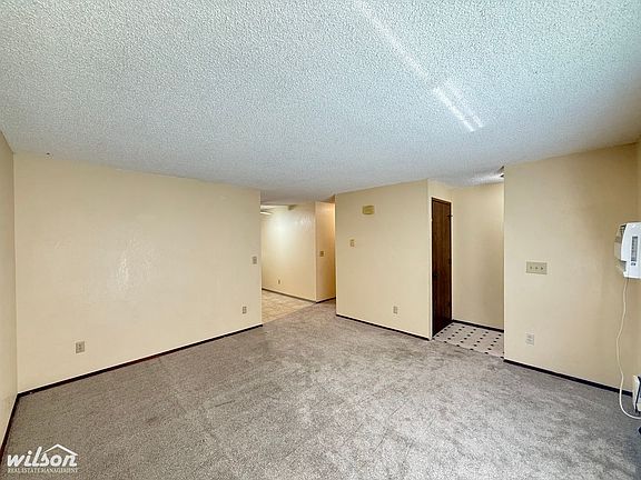 2nd image of 1211 Ledwich Ave APT B