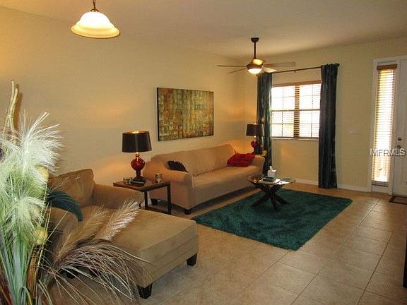 2nd image of 1306 Clove Dr