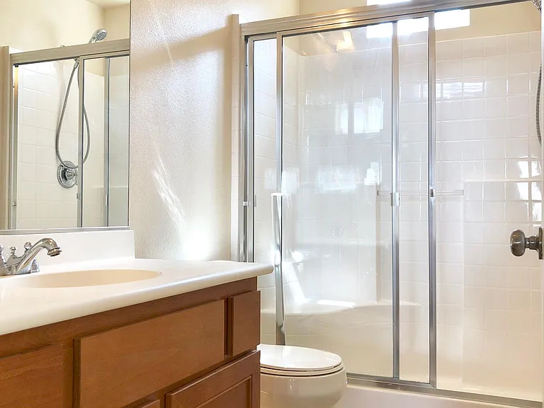 Full Bathroom for Bedroom 1