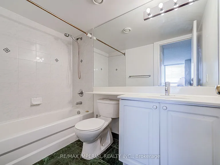 238 Doris Ave #2302 — Photo 35