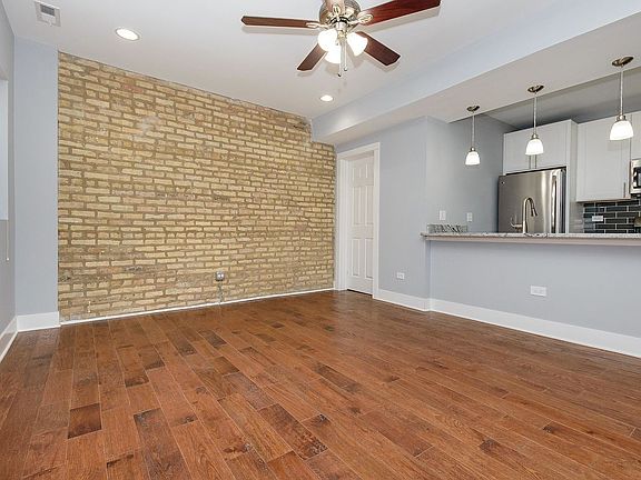 4th image of 1321 W Carmen Ave APT 2N