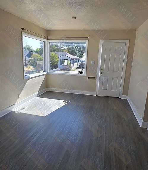 816 Walnut St — Photo 6