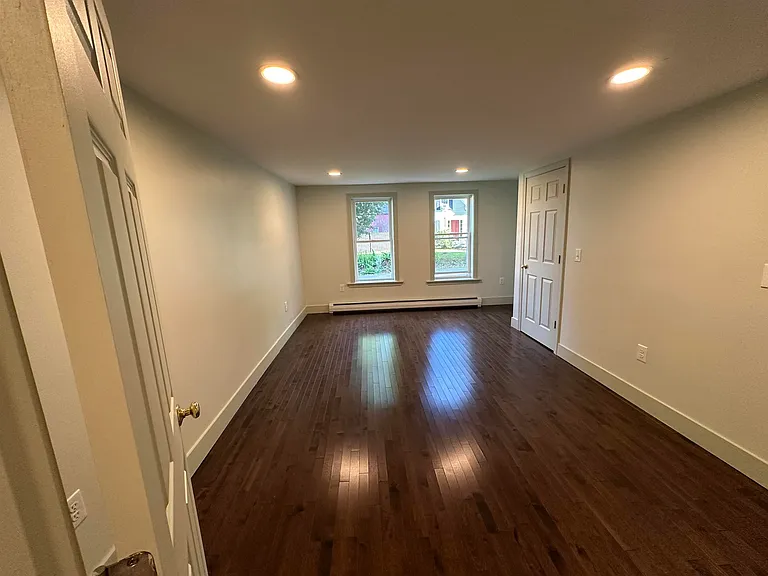 18 Mill St #B — Photo 11