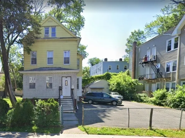 290 Halsted St, East Orange City, NJ 07018